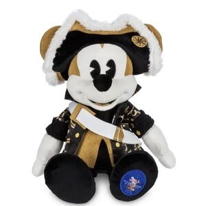 Disney Mickey Mouse Main Attraction Pirates of the Caribbean Plush LR 2/12 NEW